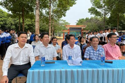 ĐỘI BÓNG CHUYỀN HỌC SINH THAM GIA GIẢI BÓNG CHUYỀN TRUYỀN THỐNG HUYỆN ČƯ M’GAR NĂM 2025